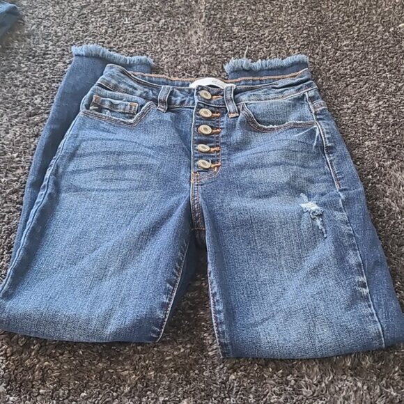 - KanCan - Picture 3 of 9